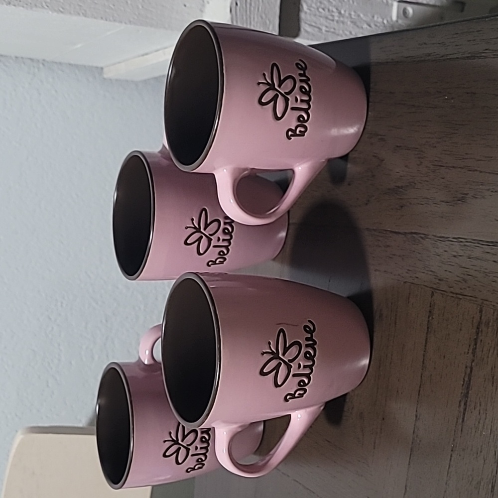 Christian art gifts set of four mugs "Believe"
